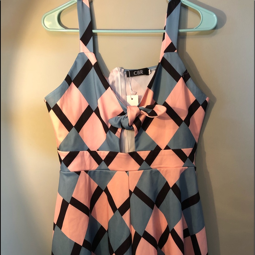 Romper - Picture 3 of 4